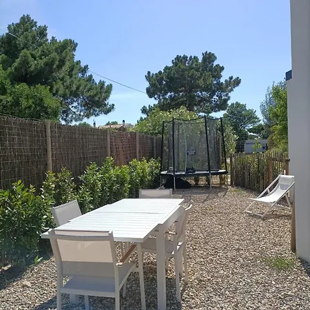 Apartment Mas Pinell Ter-b1d
